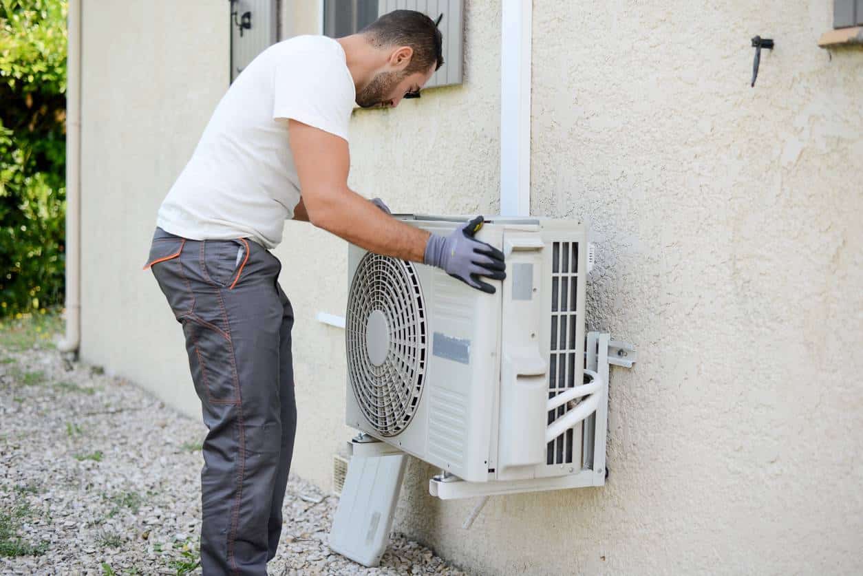 Cache clim extérieur Mitsubishi